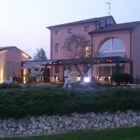 Agrialloggi La Palazzina Curtarolo Bagian luar foto